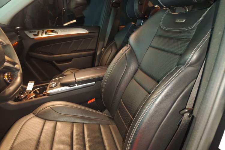 Used Mercedes-Benz M-Class AMG 2014 AMG ML 63 Left Front Seat