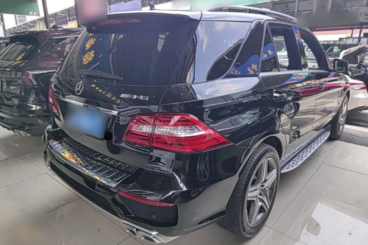 Used Mercedes-Benz M-Class AMG 2014 AMG ML 63 Rear Right 45 Deg