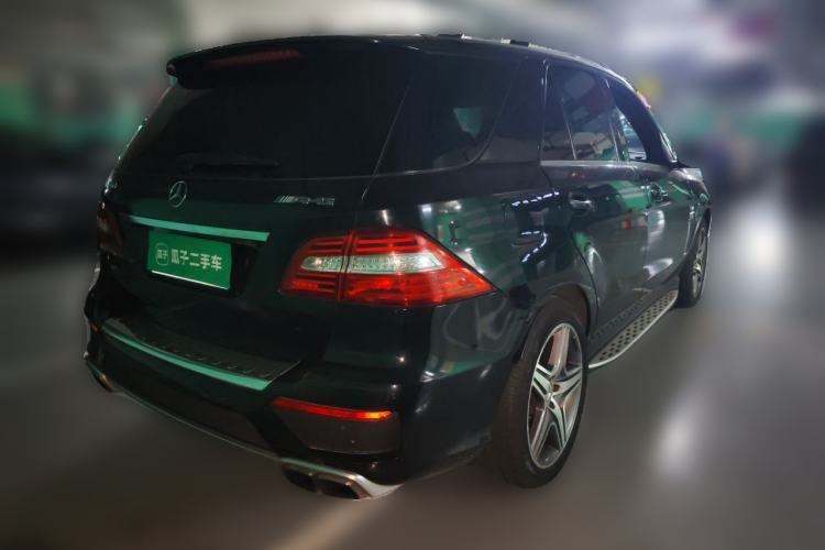 Used Mercedes-Benz M-Class AMG 2014 AMG ML 63 Rear Right 45 Deg
