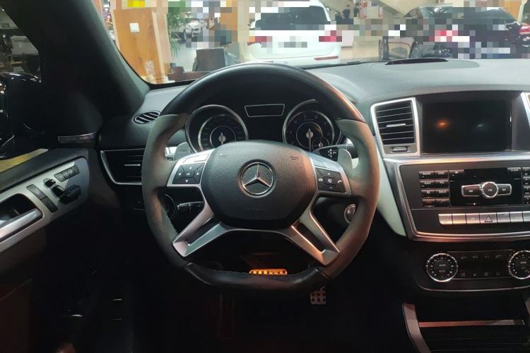 Used Mercedes-Benz M-Class AMG 2014 AMG ML 63 Steering Wheel