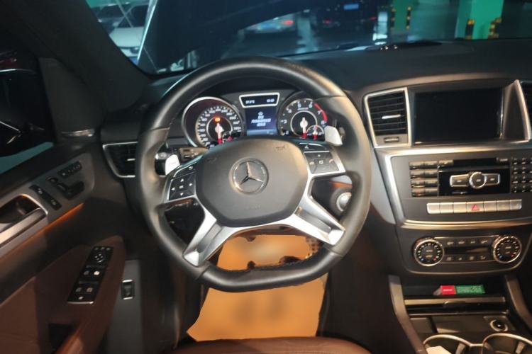 Used Mercedes-Benz M-Class AMG 2014 AMG ML 63 Steering Wheel
