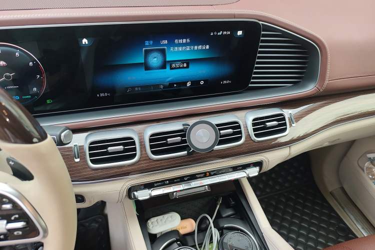Used Mercedes-Benz Maybach GLS 2021 GLS 480 4MATIC Audio And AC Panel