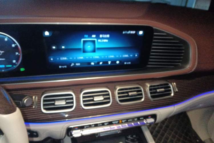 Used Mercedes-Benz Maybach GLS 2021 GLS 480 4MATIC Audio And AC Panel
