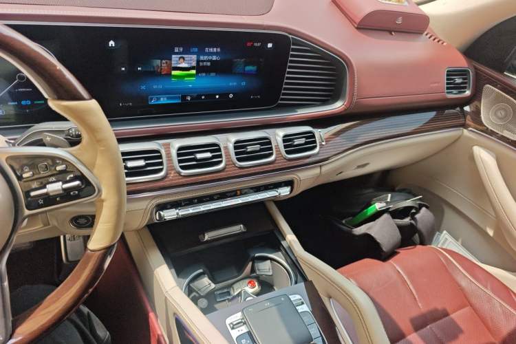 Used Mercedes-Benz Maybach GLS 2021 GLS 480 4MATIC Audio And AC Panel