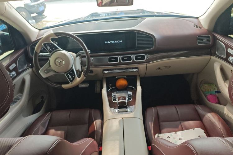 Used Mercedes-Benz Maybach GLS 2021 GLS 480 4MATIC Center Console