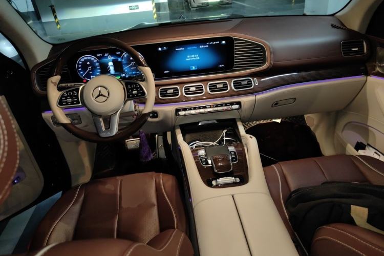 Used Mercedes-Benz Maybach GLS 2021 GLS 480 4MATIC Center Console