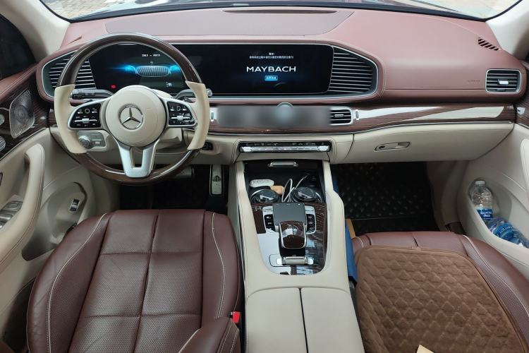 Used Mercedes-Benz Maybach GLS 2021 GLS 480 4MATIC Center Console