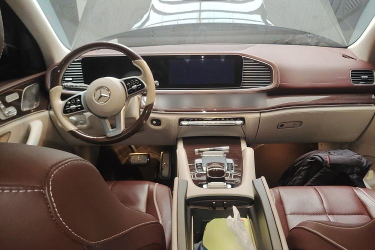 Used Mercedes-Benz Maybach GLS 2021 GLS 480 4MATIC Center Console