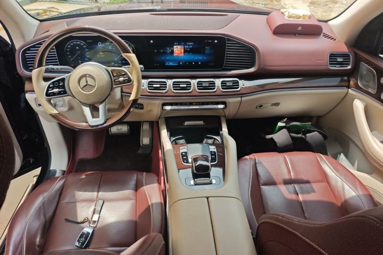 Used Mercedes-Benz Maybach GLS 2021 GLS 480 4MATIC Center Console