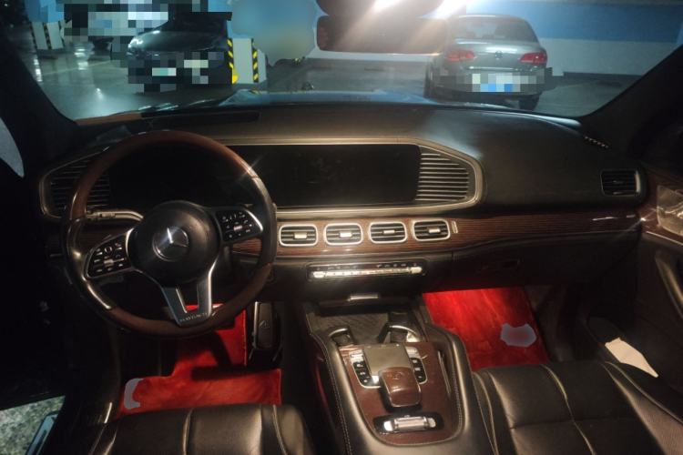 Used Mercedes-Benz Maybach GLS 2021 GLS 600 4MATIC Celebration Edition Center Console