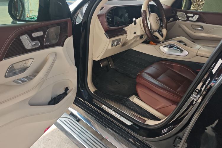 Used Mercedes-Benz Maybach GLS 2021 GLS 480 4MATIC Driver Seat