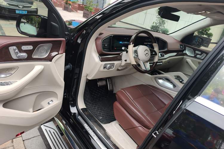 Used Mercedes-Benz Maybach GLS 2021 GLS 480 4MATIC Driver Seat