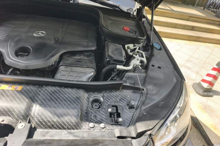 Used Mercedes-Benz Maybach GLS 2021 GLS 480 4MATIC Engine Bay Left