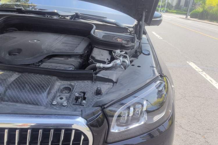 Used Mercedes-Benz Maybach GLS 2021 GLS 480 4MATIC Engine Bay Left