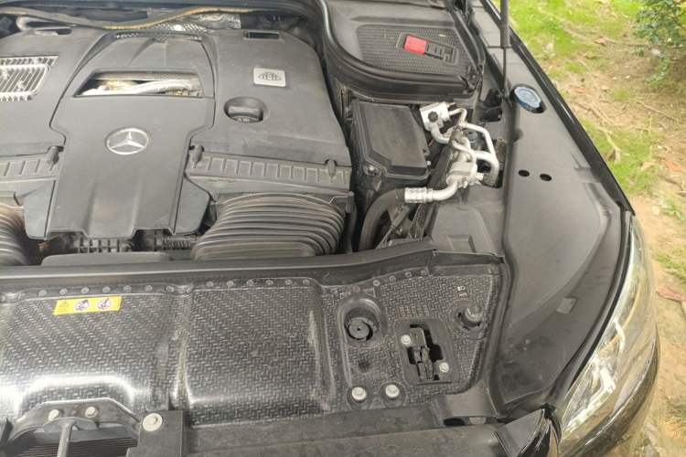 Used Mercedes-Benz Maybach GLS 2021 GLS 600 4MATIC Celebration Edition Engine Bay Left