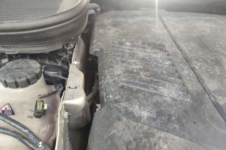 Used Mercedes-Benz Maybach GLS 2021 GLS 480 4MATIC Engine Bay Right