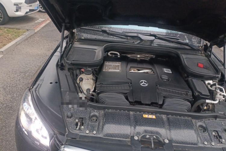 Used Mercedes-Benz Maybach GLS 2021 GLS 600 4MATIC Celebration Edition Engine Bay Right