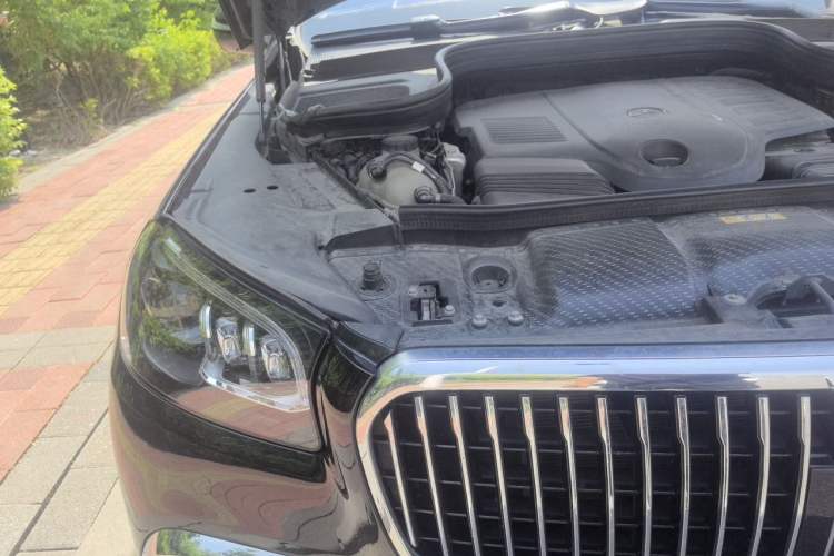 Used Mercedes-Benz Maybach GLS 2021 GLS 480 4MATIC Engine Bay Right