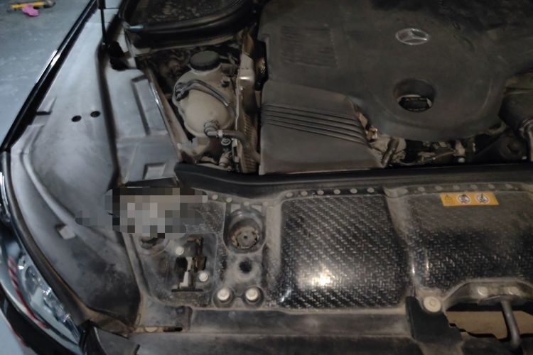 Used Mercedes-Benz Maybach GLS 2021 GLS 480 4MATIC Engine Bay Right