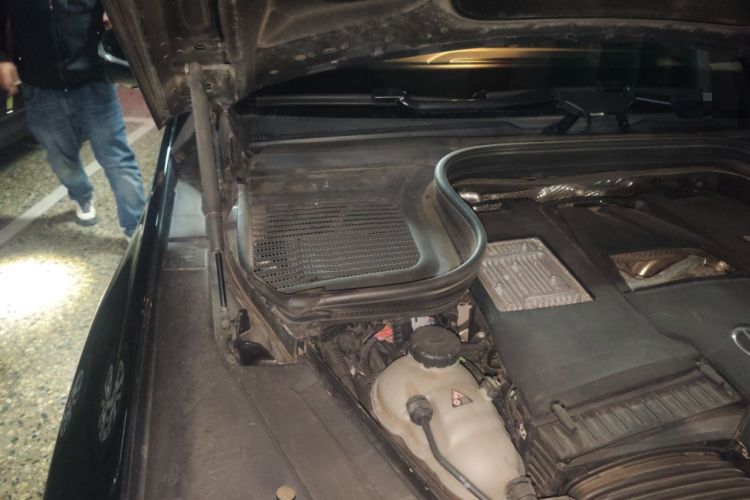 Used Mercedes-Benz Maybach GLS 2021 GLS 600 4MATIC Celebration Edition Engine Bay Right