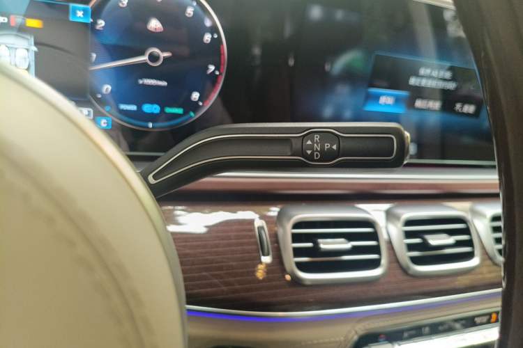 Used Mercedes-Benz Maybach GLS 2021 GLS 600 4MATIC Celebration Edition Gear Lever