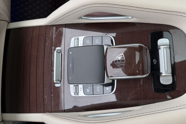 Used Mercedes-Benz Maybach GLS 2021 GLS 480 4MATIC Interior 12