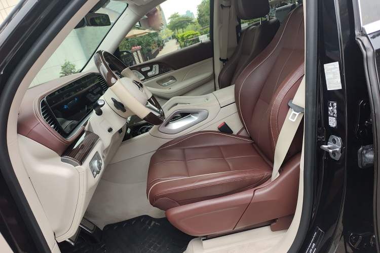 Used Mercedes-Benz Maybach GLS 2021 GLS 480 4MATIC Left Front Seat