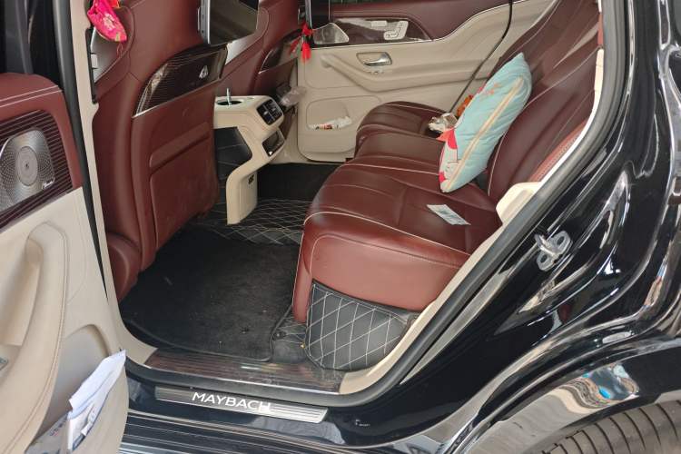 Used Mercedes-Benz Maybach GLS 2021 GLS 480 4MATIC Left Rear Seat