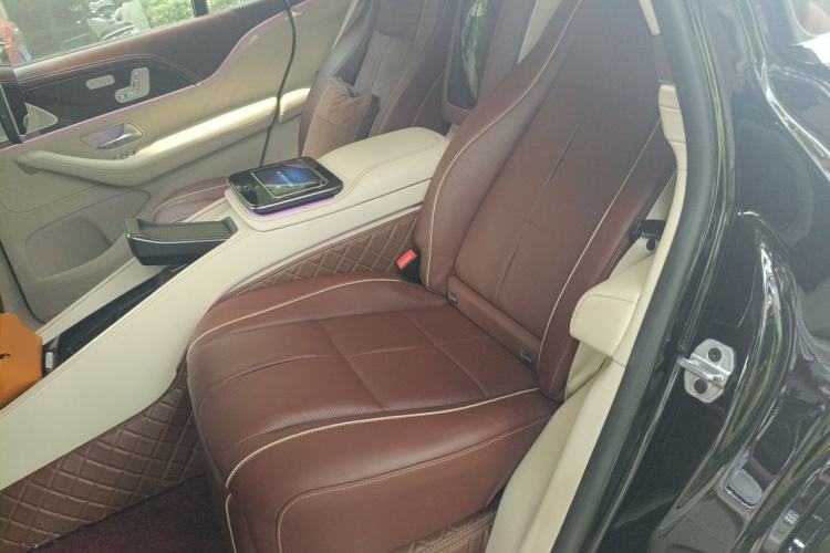 Used Mercedes-Benz Maybach GLS 2021 GLS 600 4MATIC Celebration Edition Left Rear Seat