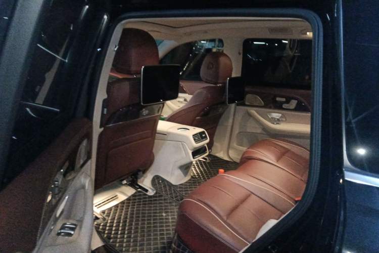 Used Mercedes-Benz Maybach GLS 2021 GLS 480 4MATIC Left Rear Seat