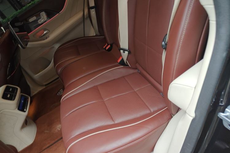 Used Mercedes-Benz Maybach GLS 2021 GLS 480 4MATIC Left Rear Seat