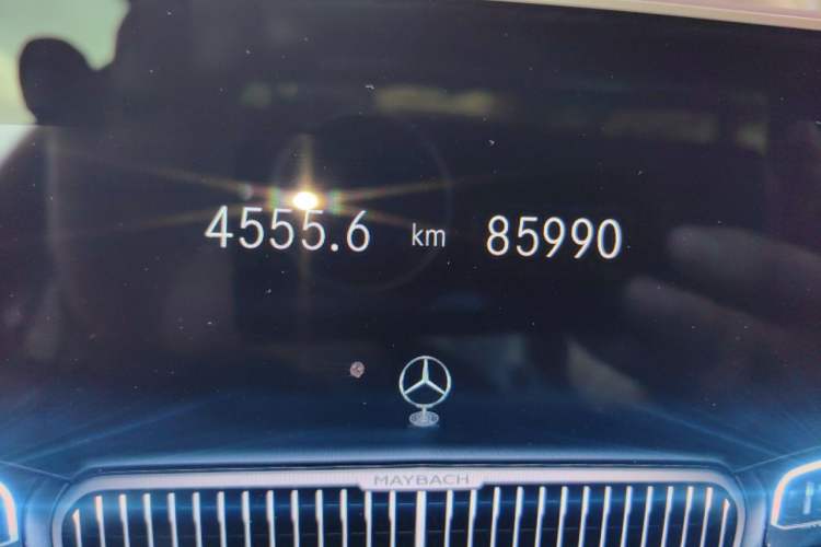 Used Mercedes-Benz Maybach GLS  Odometer Close Up