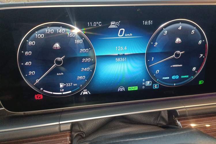 Used Mercedes-Benz Maybach GLS 2021 GLS 600 4MATIC Celebration Edition Odometer Close Up