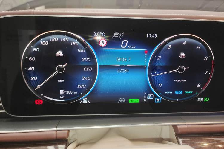 Used Mercedes-Benz Maybach GLS 2021 GLS 480 4MATIC Odometer Close Up