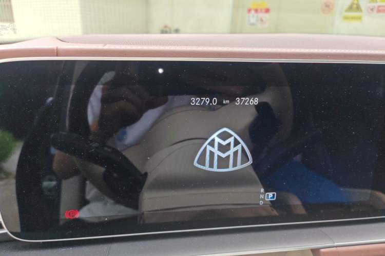 Used Mercedes-Benz Maybach GLS 2021 GLS 480 4MATIC Odometer Close Up