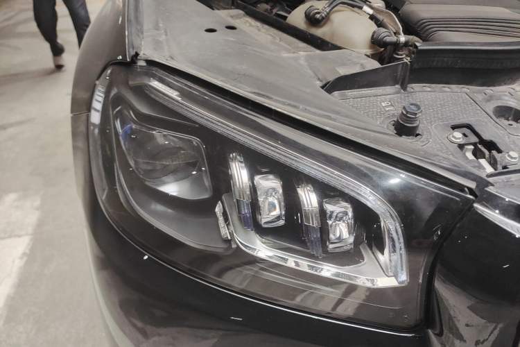 Used Mercedes-Benz Maybach GLS 2021 GLS 480 4MATIC Right Front Headlight