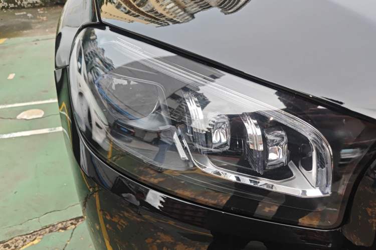 Used Mercedes-Benz Maybach GLS 2021 GLS 480 4MATIC Right Front Headlight