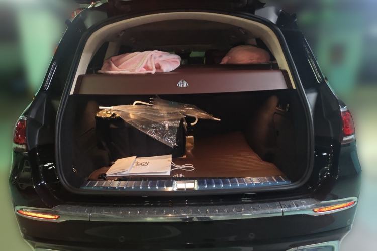 Used Mercedes-Benz Maybach GLS 2021 GLS 600 4MATIC Celebration Edition Trunk