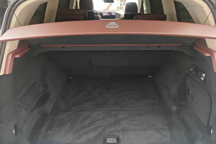 Used Mercedes-Benz Maybach GLS 2021 GLS 480 4MATIC Trunk