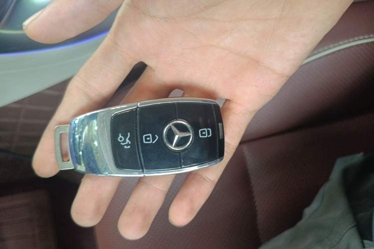 Used Mercedes-Benz Maybach GLS 2021 GLS 600 4MATIC Celebration Edition Vehicle Key