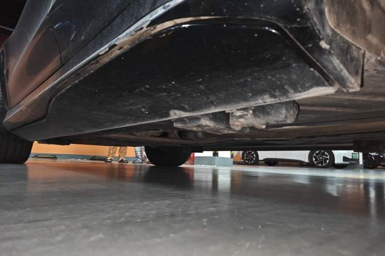 Used Mercedes-Benz Maybach GLS 2021 GLS 480 4MATIC Chassis Rear Left
