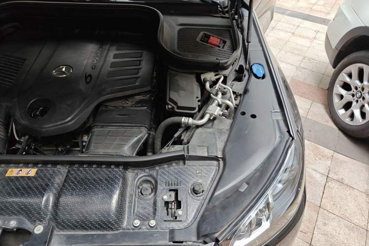 Used Mercedes-Benz Maybach GLS 2021 GLS 480 4MATIC Engine Bay Left