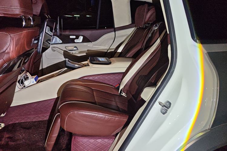 Used Mercedes-Benz Maybach GLS 2021 GLS 480 4MATIC Left Rear Seat