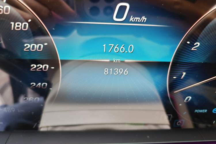 Used Mercedes-Benz Maybach GLS 2021 GLS 480 4MATIC Odometer Close Up