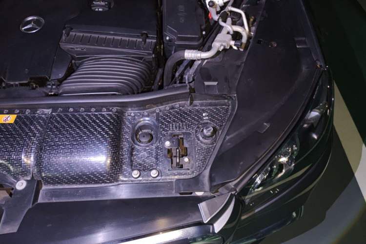 Used Mercedes-Benz Maybach GLS 2021 GLS 600 4MATIC Celebration Edition Engine Bay Left