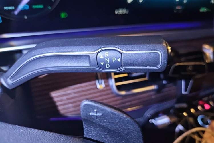 Used Mercedes-Benz Maybach GLS 2021 GLS 600 4MATIC Celebration Edition Gear Lever