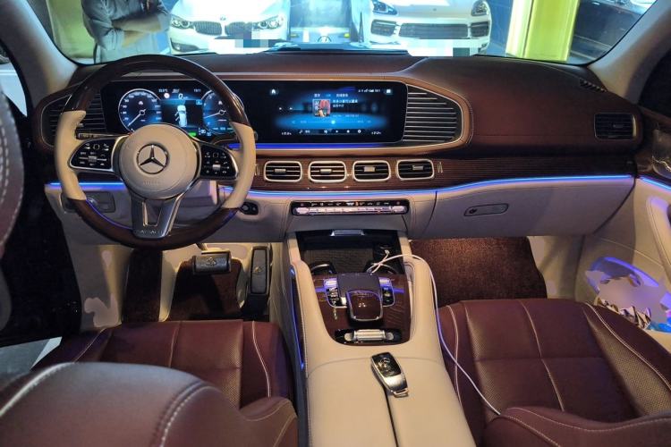 Used Mercedes-Benz Maybach GLS 2021 GLS 480 4MATIC Center Console