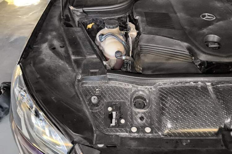 Used Mercedes-Benz Maybach GLS 2021 GLS 480 4MATIC Engine Bay Right