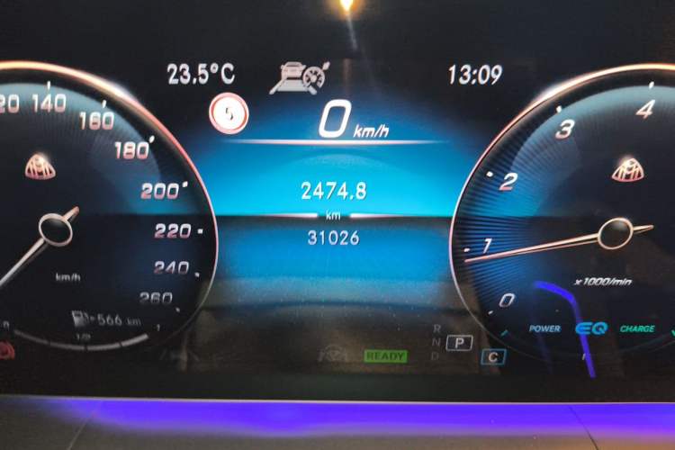 Used Mercedes-Benz Maybach GLS 2021 GLS 480 4MATIC Odometer Close Up