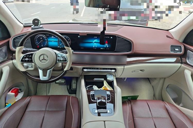 Used Mercedes-Benz Maybach GLS 2022 GLS 480 4MATIC Center Console